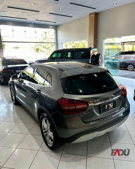 MERCEDES-BENZ GLA 200 1.6 16V 4P FLEX CGI STYLE TURBO AUTOMTICO, Foto 14