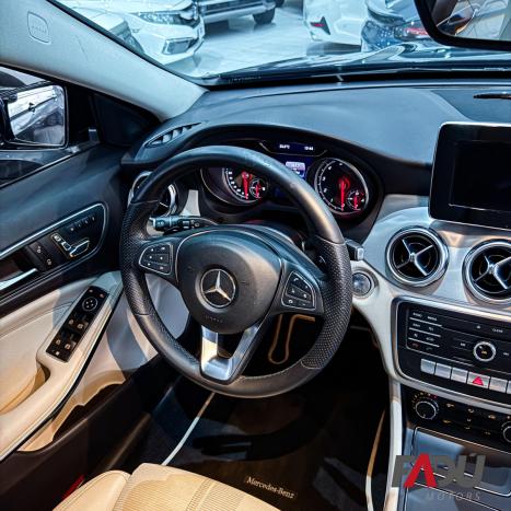 MERCEDES-BENZ GLA 200 1.6 16V 4P FLEX CGI NIGHT TURBO AUTOMTICO, Foto 7