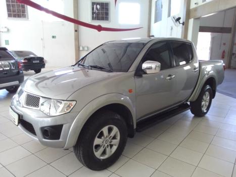 MITSUBISHI L 200 Triton 3.5 V6 HPE 4X4 FLEX CABINE DUPLA AUTOMTICO, Foto 2