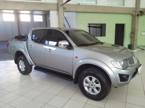 MITSUBISHI L 200 Triton 3.5 V6 HPE 4X4 FLEX CABINE DUPLA AUTOMTICO, Foto 3