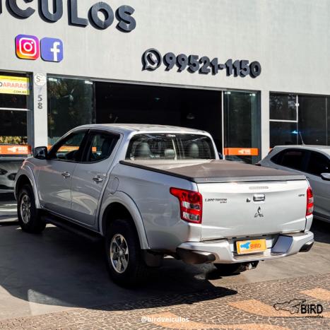 MITSUBISHI L 200 Triton 2.4 16V SPORT GLS CABINE DUPLA TURBO DIESEL AUTOMTICO, Foto 8
