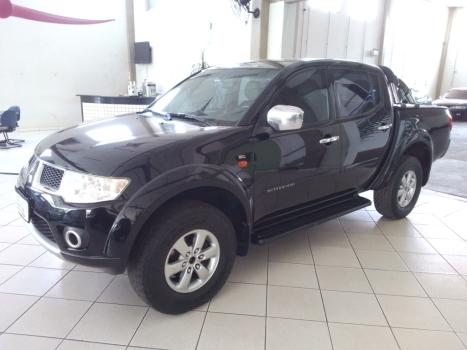 MITSUBISHI L 200 Triton 3.2 16V HPE 4X4 CABINE DUPLA TURBO DIESEL INTERCOOLER AUTOMTICO, Foto 2