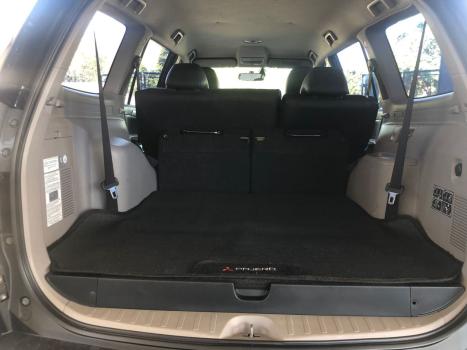 MITSUBISHI Pajero 3.2 16V 4P 4X4 7 LUGARES HPE TURBO DIESEL INTERCOOLER AUTOMTICO, Foto 3