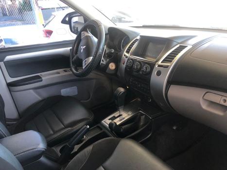 MITSUBISHI Pajero 3.2 16V 4P 4X4 7 LUGARES HPE TURBO DIESEL INTERCOOLER AUTOMTICO, Foto 4
