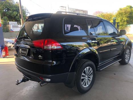 MITSUBISHI Pajero 3.2 16V 4P 4X4 7 LUGARES HPE TURBO DIESEL INTERCOOLER AUTOMTICO, Foto 5