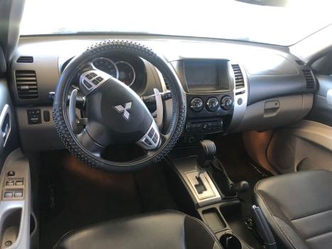 MITSUBISHI Pajero 3.2 16V 4P 4X4 7 LUGARES HPE TURBO DIESEL INTERCOOLER AUTOMTICO, Foto 7