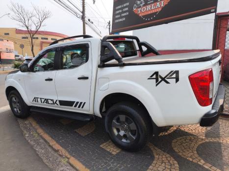 NISSAN Frontier 2.3 ATTACK CABINE DUPLA 4X4 BI-TURBO DIESEL AUTOMTICO, Foto 5