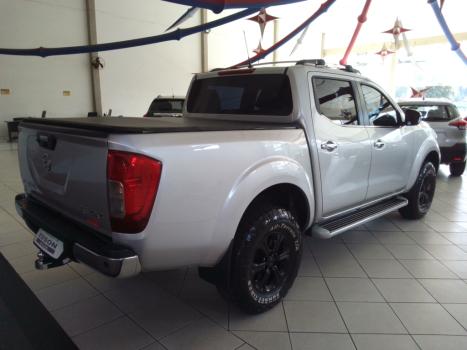 NISSAN Frontier 2.3 16V XE 4X4 CABINE DUPLA BI-TURBO DIESEL AUTOMTICO, Foto 4