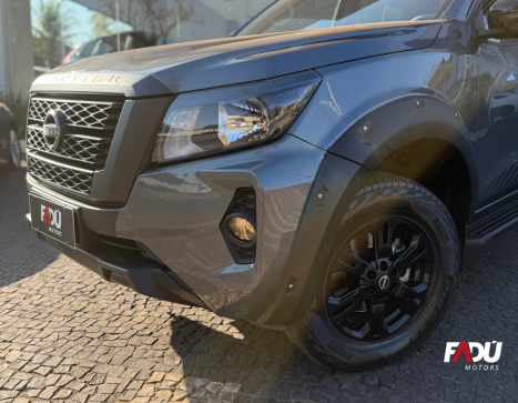 NISSAN Frontier 2.3 ATTACK CABINE DUPLA 4X4 BI-TURBO DIESEL AUTOMTICO, Foto 2