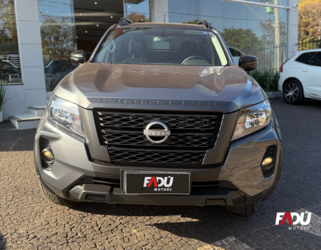 NISSAN Frontier 2.3 ATTACK CABINE DUPLA 4X4 BI-TURBO DIESEL AUTOMTICO, Foto 3