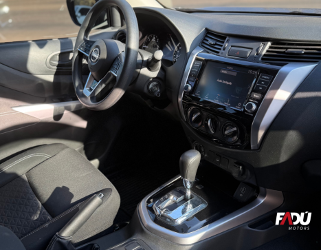 NISSAN Frontier 2.3 ATTACK CABINE DUPLA 4X4 BI-TURBO DIESEL AUTOMTICO, Foto 8