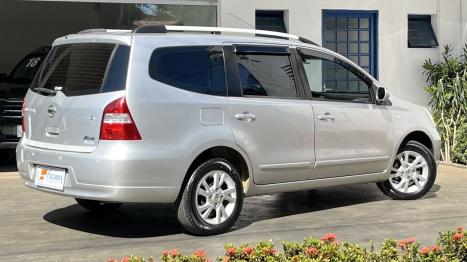 NISSAN Grand Livina 1.8 16V 4P FLEX, Foto 4