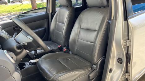 NISSAN Grand Livina 1.8 16V 4P FLEX, Foto 9