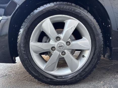NISSAN Tiida Hatch 1.8 16V 4P SL FLEX AUTOMTICO, Foto 4