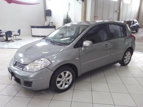 NISSAN Tiida Hatch 1.8 16V 4P S AUTOMTICO, Foto 3