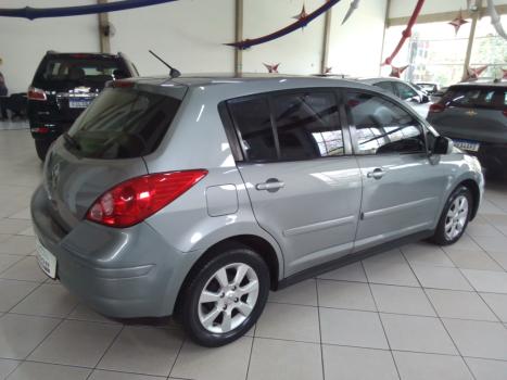 NISSAN Tiida Hatch 1.8 16V 4P S AUTOMTICO, Foto 5