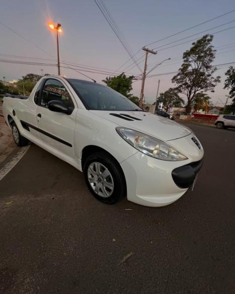 PEUGEOT Hoggar 1.4 X-LINE FLEX, Foto 3