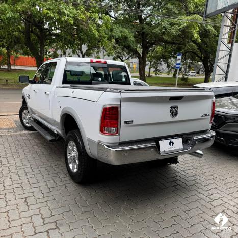 RAM 2500 6.7 I6 24V SLT CABINE DUPLA TURBO DIESEL LARAMIE 4X4 AUTOMTICO, Foto 17