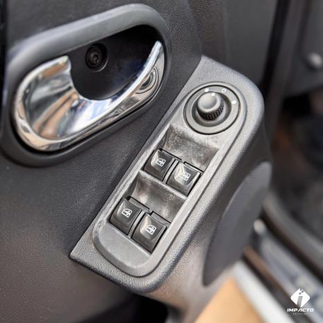 RENAULT Duster 1.6 16V 4P FLEX DAKAR, Foto 12