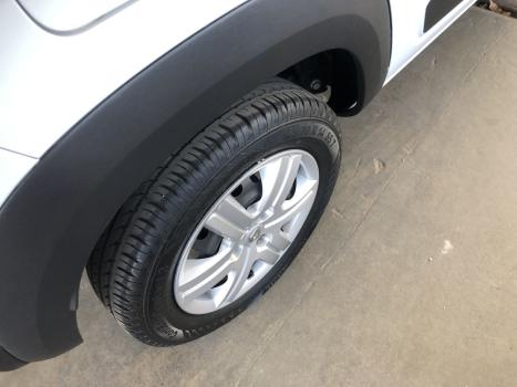 RENAULT Kwid 1.0 12V 4P SCE FLEX ZEN, Foto 11