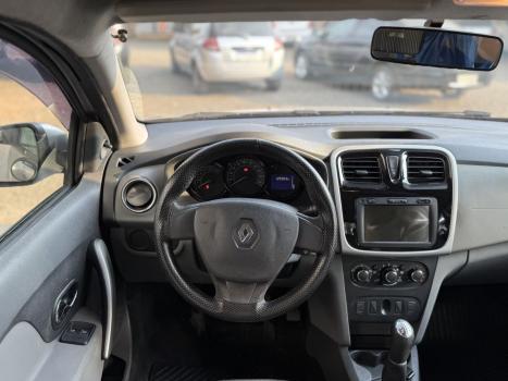 RENAULT Logan 1.6 16V 4P FLEX EXPRESSION, Foto 13