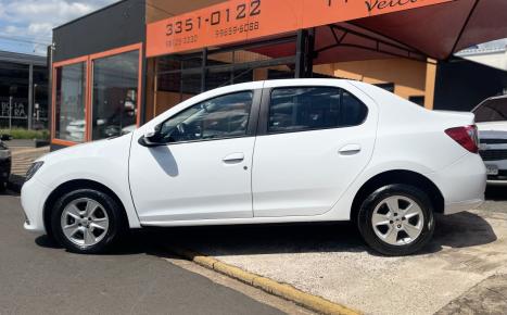 RENAULT Logan 1.6 4P FLEX DINAMIQUE, Foto 2