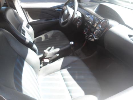 TOYOTA Etios Hatch 1.5 16V 4P FLEX XS, Foto 6