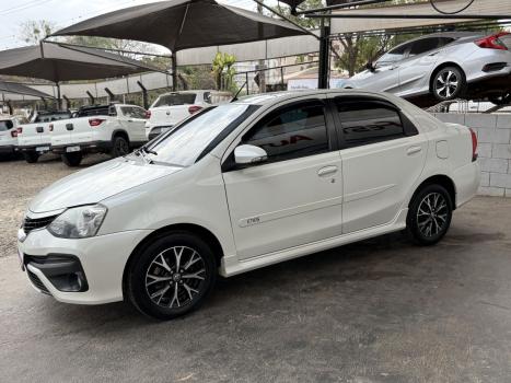 TOYOTA Etios Sedan 1.5 16V 4P FLEX PLATINUM AUTOMTICO, Foto 3