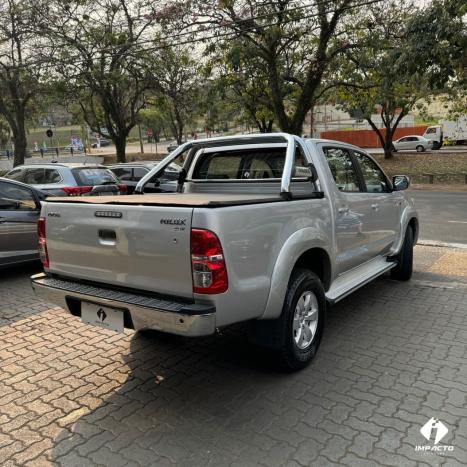 TOYOTA Hilux Caminhonete 2.7 16V 4P SR FLEX CABINE DUPLA AUTOMTICO, Foto 20