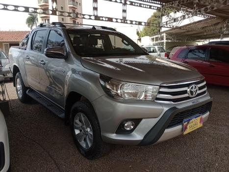 TOYOTA Hilux Caminhonete 3.0 4P 4X4 SRV TURBO DIESEL CABINE DUPLA AUTOMTICO, Foto 2