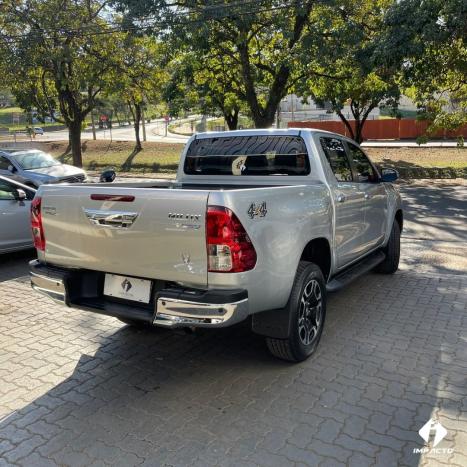 TOYOTA Hilux Caminhonete 2.8 16V SRV 4X4 DIESEL CABINE DUPLA AUTOMTICO, Foto 12