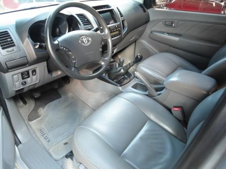 TOYOTA Hilux Caminhonete 3.0 4P 4X4 SRV TURBO DIESEL CABINE DUPLA, Foto 5