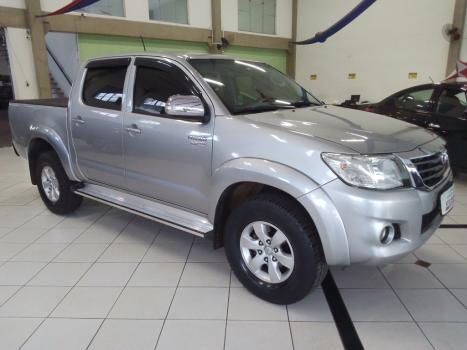 TOYOTA Hilux Caminhonete 2.7 16V 4P SRV FLEX CABINE DUPLA AUTOMTICO, Foto 2