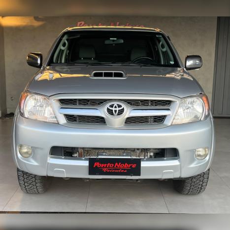 TOYOTA Hilux Caminhonete 3.0 4P 4X4 SRV TURBO DIESEL CABINE DUPLA AUTOMÁTICO, Foto 1