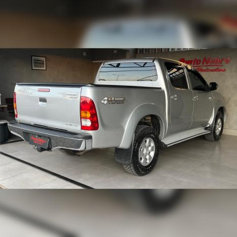 TOYOTA Hilux Caminhonete 3.0 4P 4X4 SRV TURBO DIESEL CABINE DUPLA AUTOMTICO, Foto 4