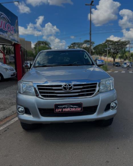 TOYOTA Hilux Caminhonete 2.7 16V 4P SRV FLEX 4X4  CABINE DUPLA AUTOMTICO, Foto 1