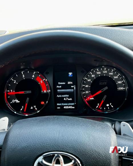 TOYOTA Hilux Caminhonete 2.8 16V GR SPORT 4X4 TURBO DIESEL CABINE DUPLA AUTOMTICO, Foto 8
