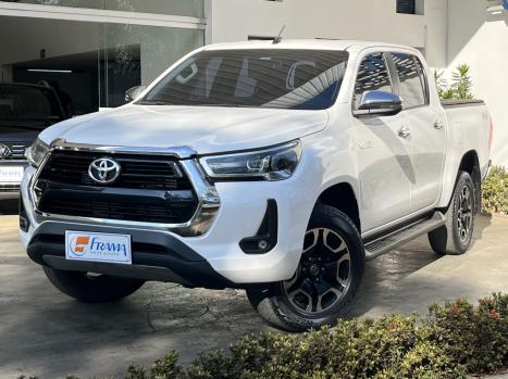 TOYOTA Hilux Caminhonete 2.8 4P 4X4 DIESEL CABINE DUPLA, Foto 2
