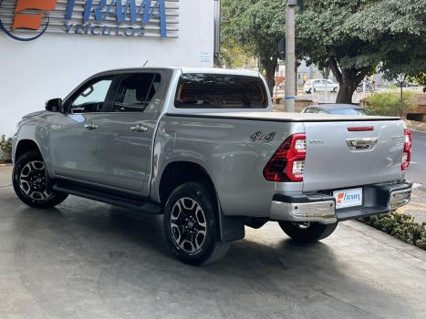 TOYOTA Hilux Caminhonete 2.8 16V 4P SRX DIESEL CABINE DUPLA, Foto 5