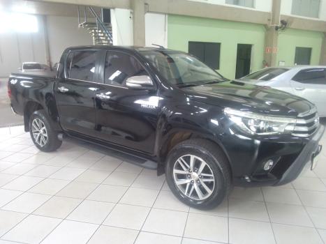 TOYOTA Hilux Caminhonete 2.8 16V SRX 4X4 DIESEL CABINE DUPLA AUTOMTICO, Foto 2