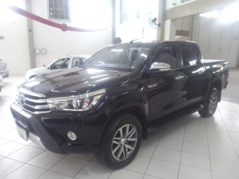 TOYOTA Hilux Caminhonete 2.8 16V SRX 4X4 DIESEL CABINE DUPLA AUTOMTICO, Foto 3