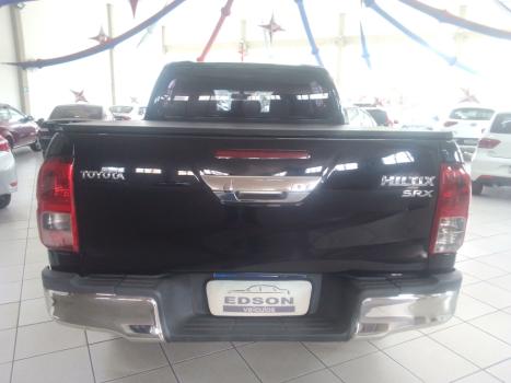 TOYOTA Hilux Caminhonete 2.8 16V SRX 4X4 DIESEL CABINE DUPLA AUTOMTICO, Foto 6