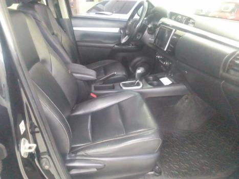 TOYOTA Hilux Caminhonete 2.8 16V SRX 4X4 DIESEL CABINE DUPLA AUTOMTICO, Foto 8