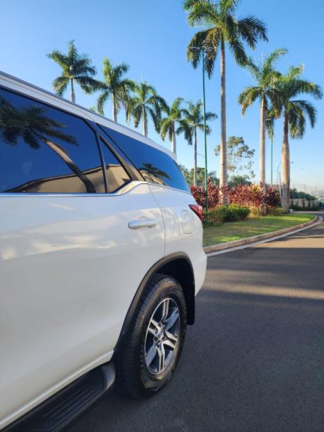 TOYOTA Hilux SW4 2.7 16V 4P SR FLEX AUTOMTICO, Foto 8