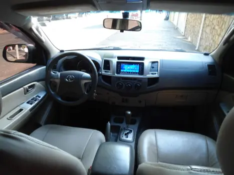 TOYOTA Hilux SW4 2.7 16V 4P SR FLEX AUTOMTICO, Foto 8