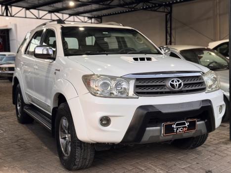 TOYOTA Hilux SW4 3.0 16V 4P SRV 4X4 7 LUGARES TURBO DIESEL AUTOMTICO, Foto 5