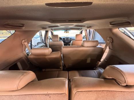 TOYOTA Hilux SW4 3.0 16V 4P SRV 4X4 7 LUGARES TURBO DIESEL AUTOMTICO, Foto 7