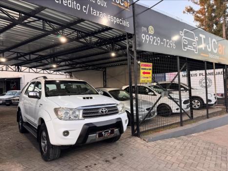 TOYOTA Hilux SW4 3.0 16V 4P SRV 4X4 7 LUGARES TURBO DIESEL AUTOMTICO, Foto 1