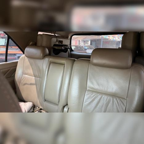 TOYOTA Hilux SW4 3.0 16V 4P SRV 4X4 7 LUGARES TURBO DIESEL AUTOMTICO, Foto 16
