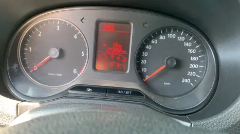 VOLKSWAGEN Amarok 2.0 16V 4X4 CABINE SIMPLES TURBO INTERCOOLER, Foto 6